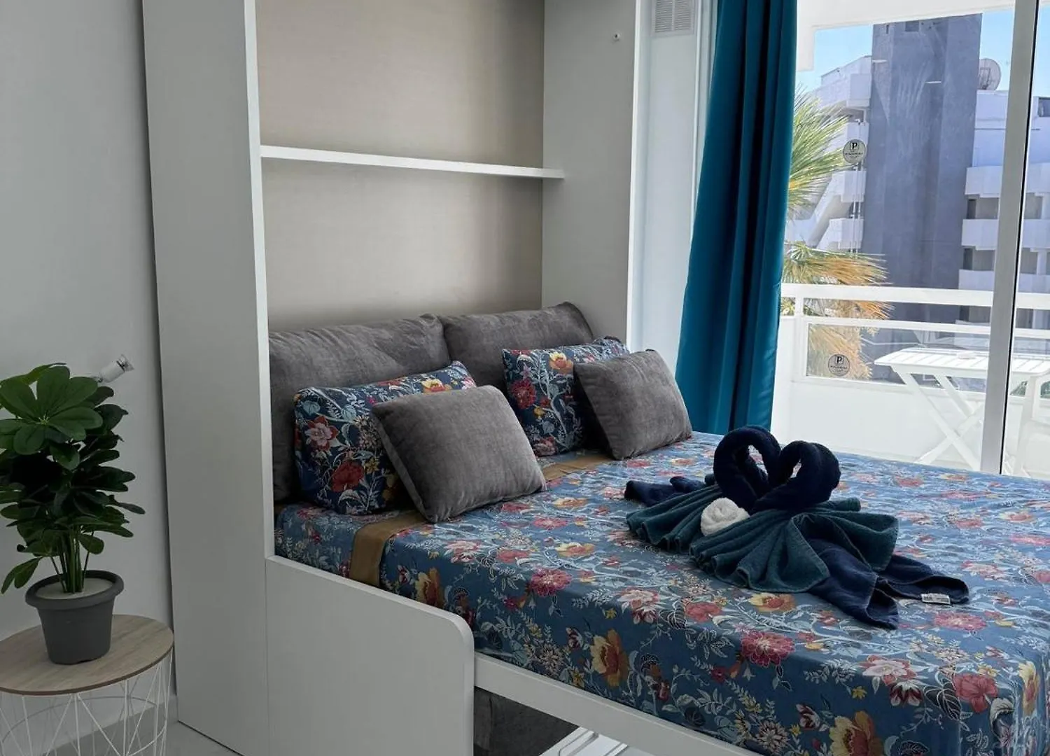 Paraiso Ponderosa, Lovely Estudio Las Americas Playa Fanabe Apartment
